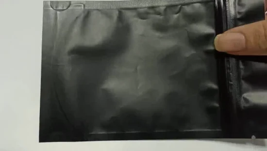 La borsa all'ingrosso economica realizzata in Mylar nero trasparente su un lato